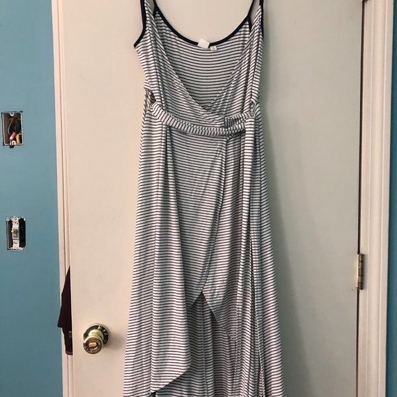 Gap Softspun maxi dress - Picture 2 of 2
